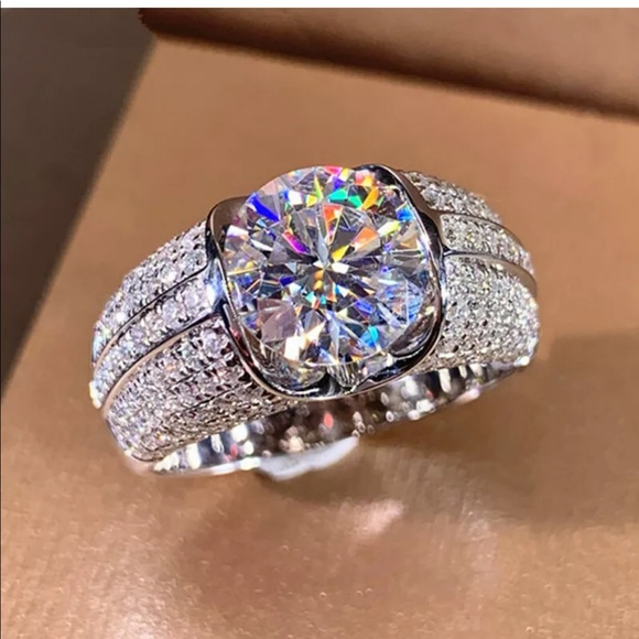 Jewelry - engagement ring solitaire ring